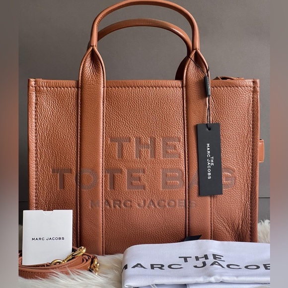 💰SOLD - H004L01PF21 - Marc Jacobs The Leather Medium Tote Bag - Picture 13 of 16